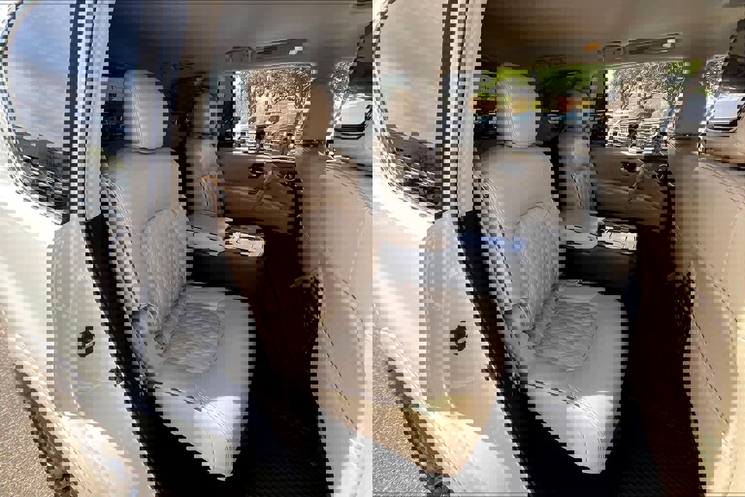 Used 2022 Nissan Armada Platinum w/ Captain's Chairs Package image 19