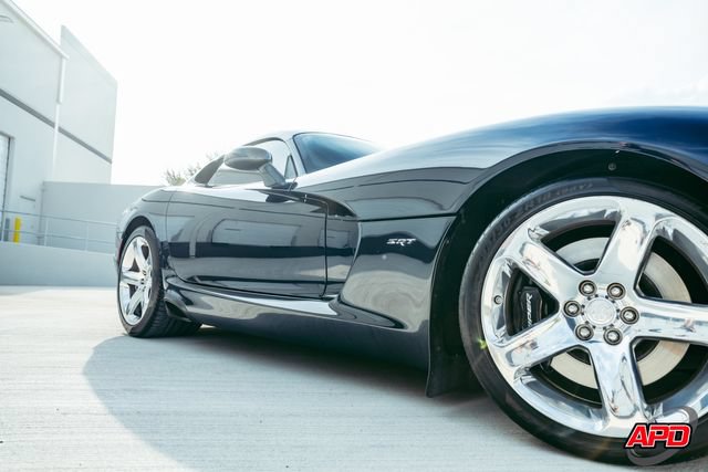 Used 2014 SRT Viper SRT-10 w/ Exterior Carbon Fiber Package RWD image 33