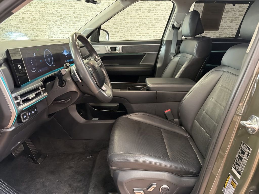 Used 2024 Hyundai Santa Fe Limited image 23