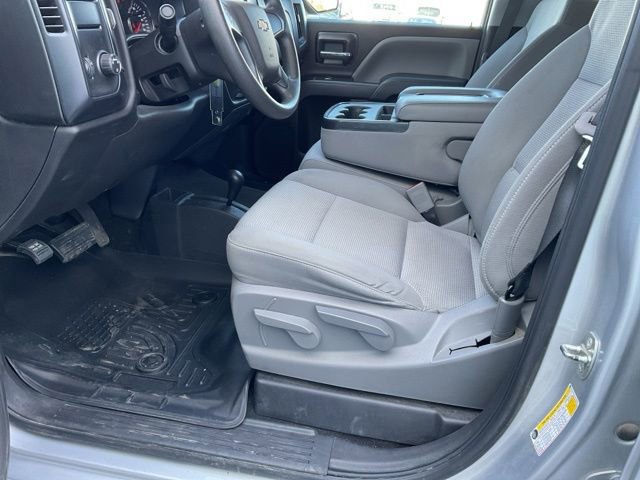 Used 2018 Chevrolet Silverado 1500 Custom w/ Custom Value Package AWD/4WD image 25