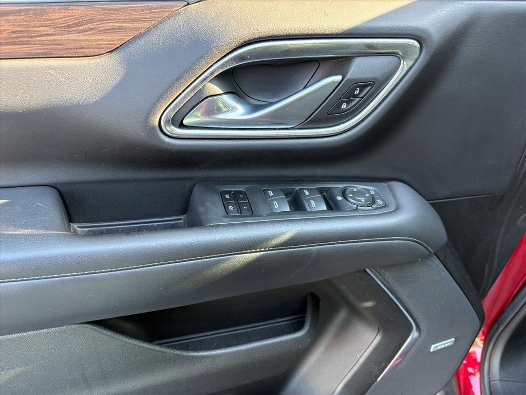 Used 2021 Chevrolet Suburban LT w/ Rear Media and Nav Package image 23