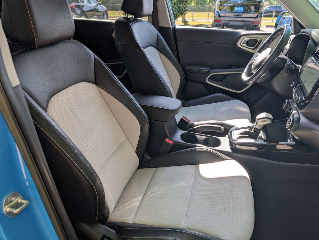 Used 2024 Kia Soul GT-Line image 28