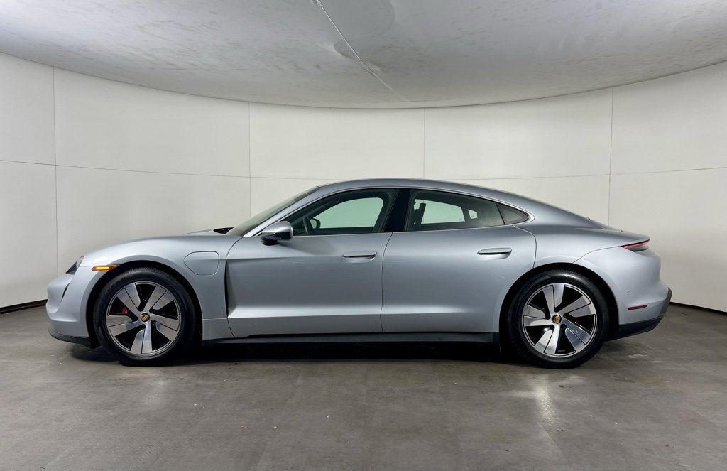 Used 2024 Porsche Taycan 4S image 2
