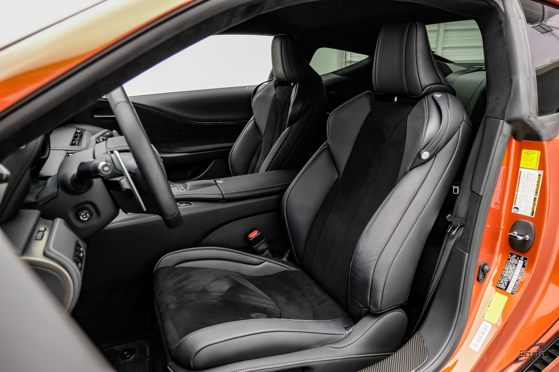 Used 2021 Lexus LC 500 Coupe w/ Performance Package RWD image 35