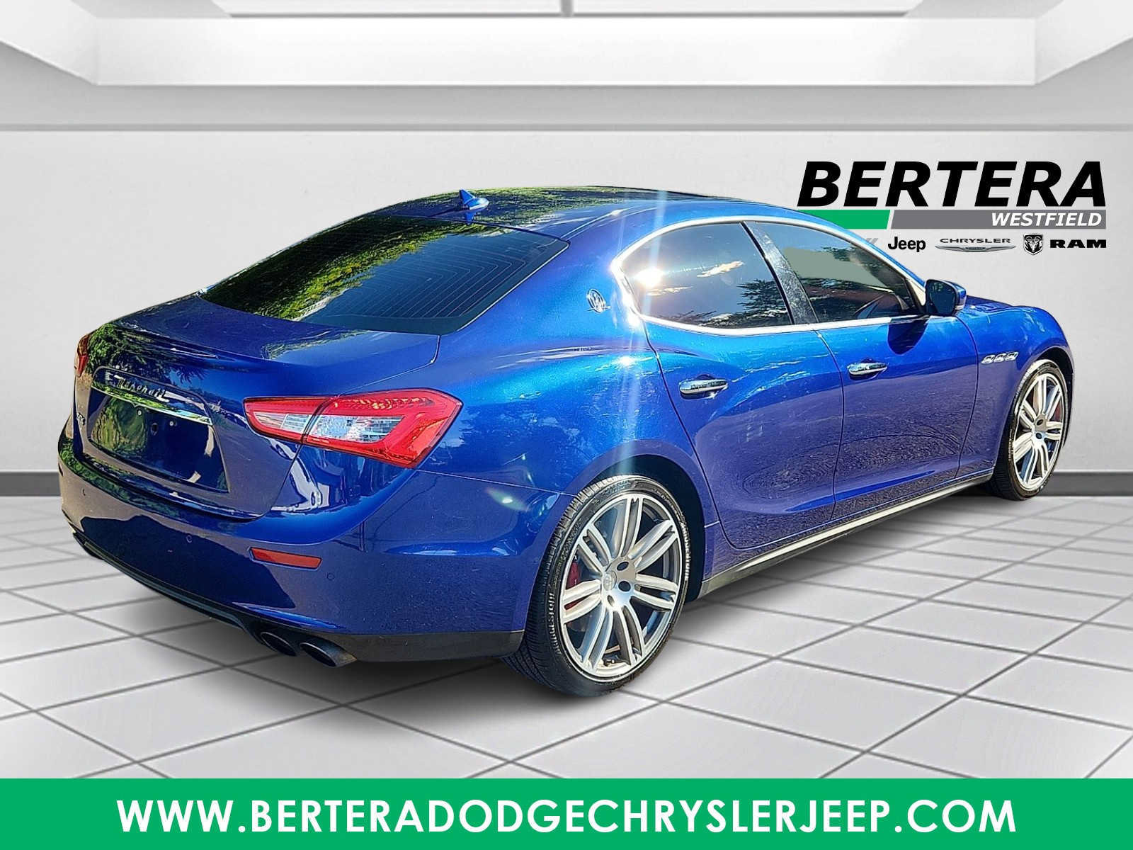 Used 2017 Maserati Ghibli S Q4 AWD/4WD image 6