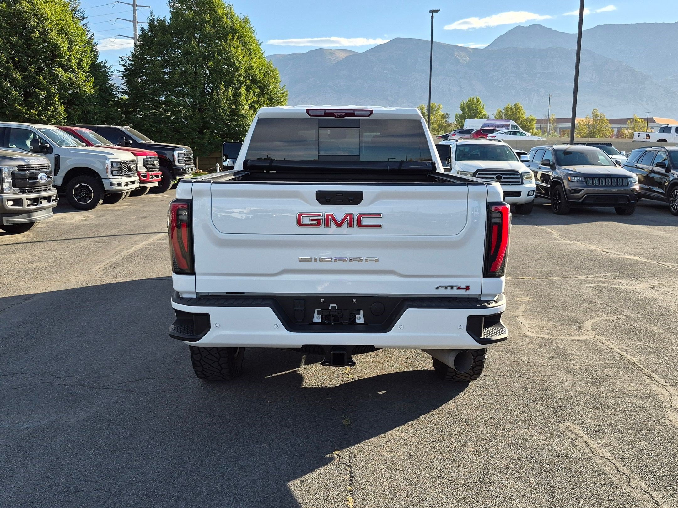 Used 2024 GMC Sierra 3500 AT4 w/ Technology Package AWD/4WD image 7