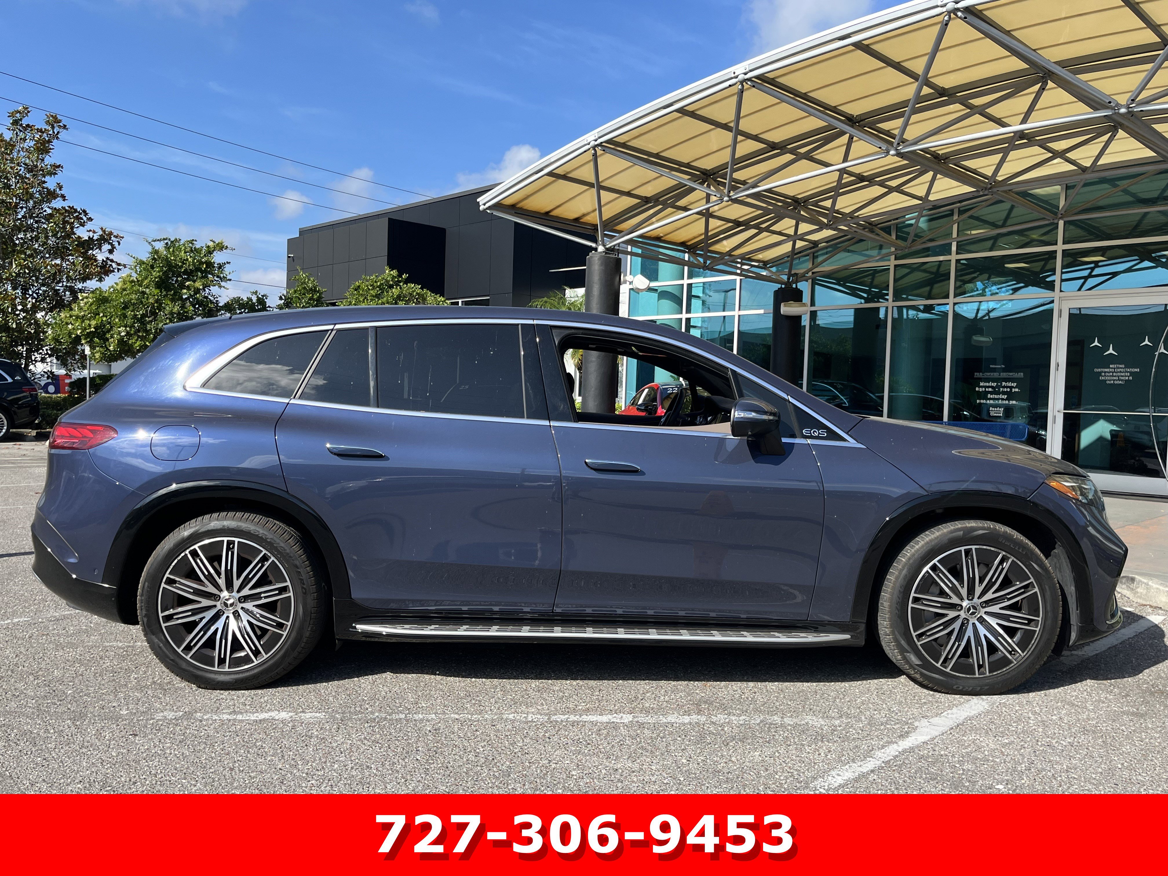 Used 2023 Mercedes-Benz EQS 580 4MATIC SUV image 10