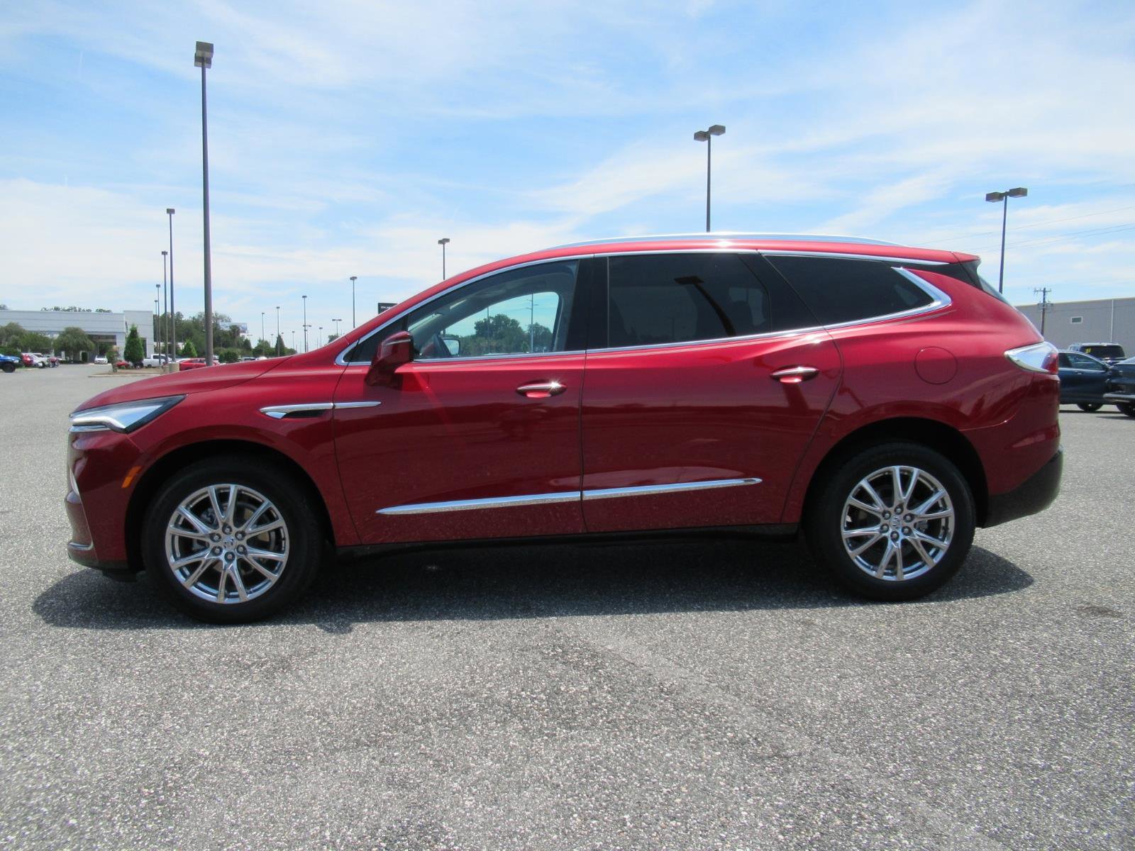 Used 2023 Buick Enclave Premium FWD image 4