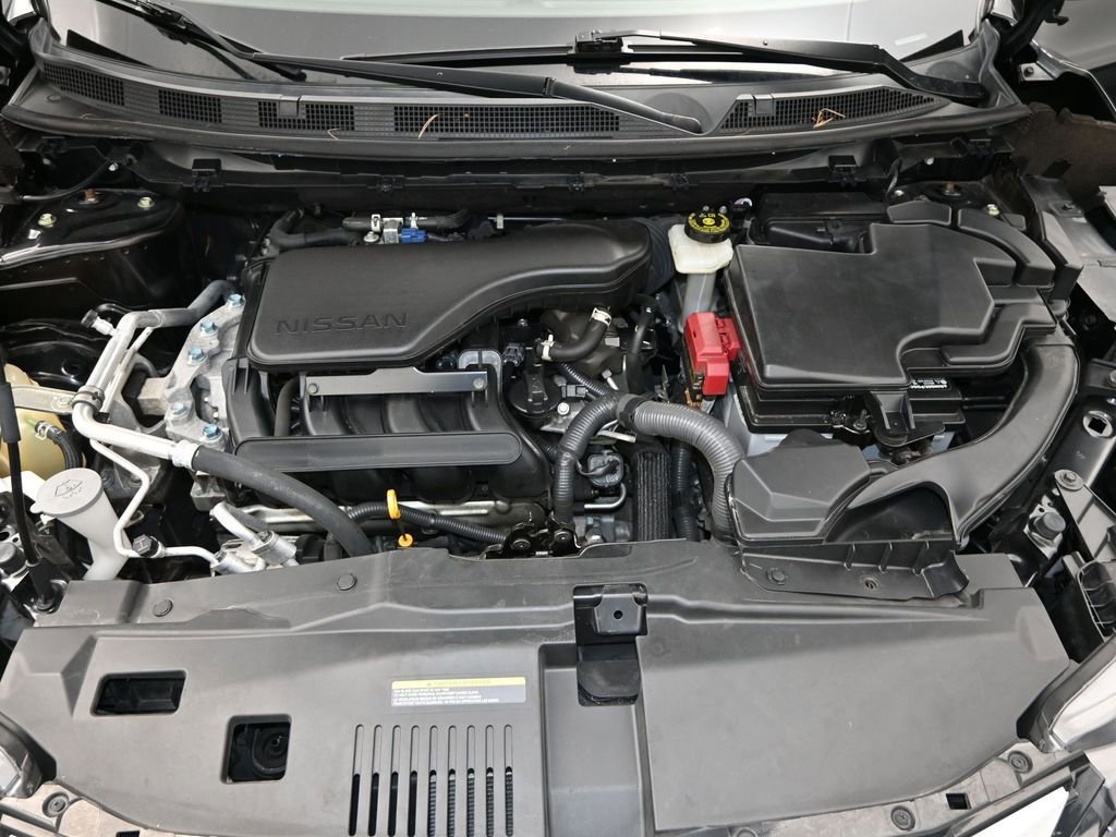 Used 2021 Nissan Rogue Sport S image 19