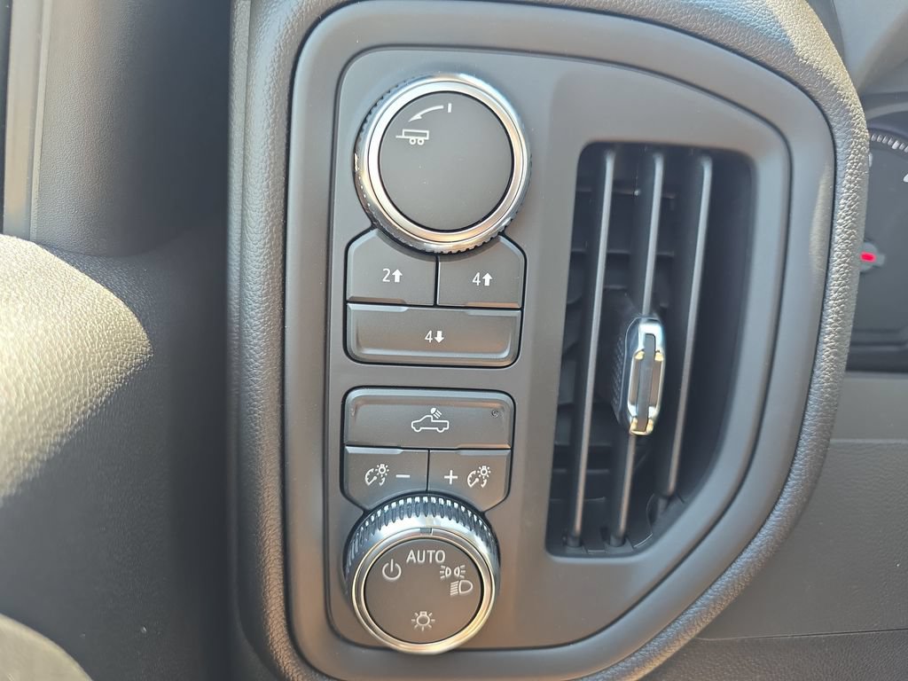 New 2026 GMC Sierra 3500 Pro AWD/4WD image 22