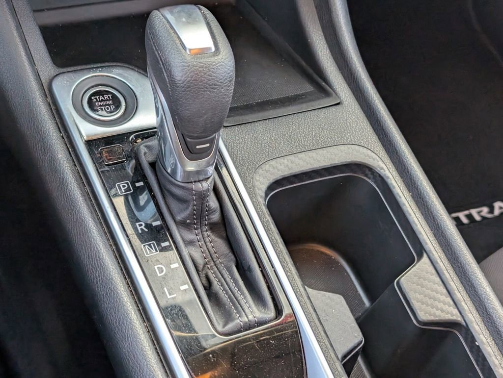 Used 2020 Nissan Sentra S image 24