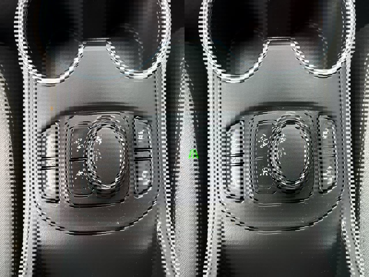 Used 2022 GMC Terrain SLE w/ Driver Convenience Package image 30