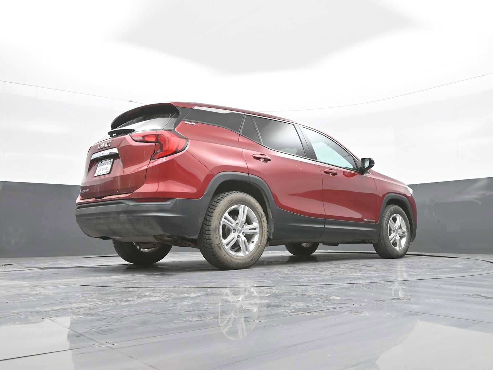 Used 2020 GMC Terrain SLE image 36