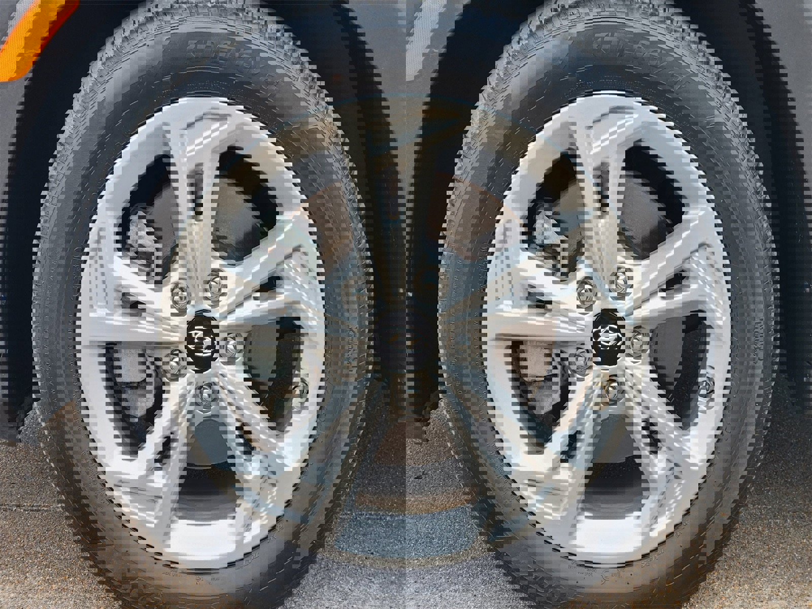 Used 2023 Hyundai Kona SEL image 14