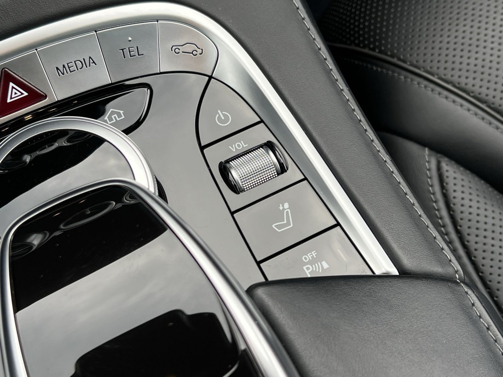 Used 2019 Mercedes-Benz S 560e image 41