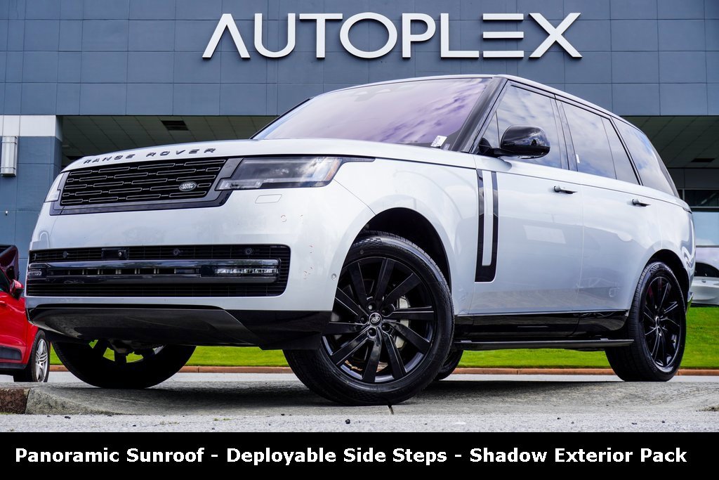 Used 2023 Land Rover Range Rover SE image 1