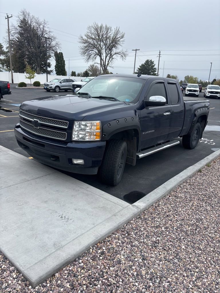 Used 2012 Chevrolet Silverado 1500 LTZ AWD/4WD image 17