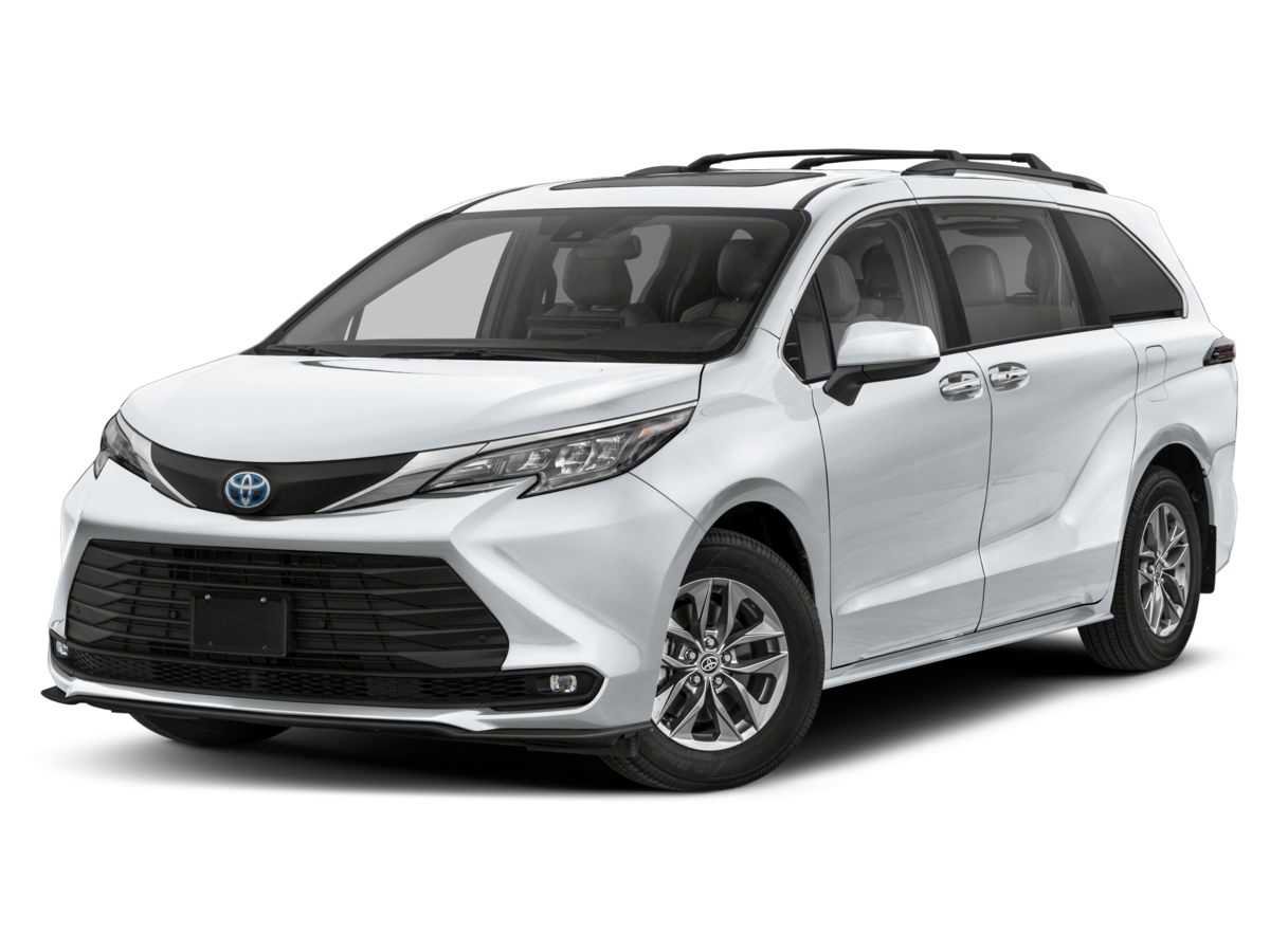 New 2026 Toyota Sienna XLE Woodland Edition image 2