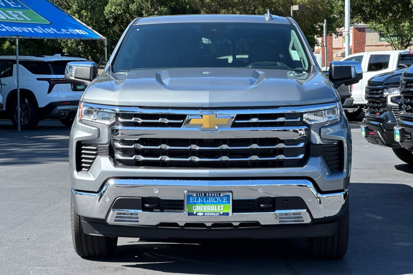 New 2026 Chevrolet Silverado 1500 LTZ w/ LTZ Premium Package AWD/4WD image 8
