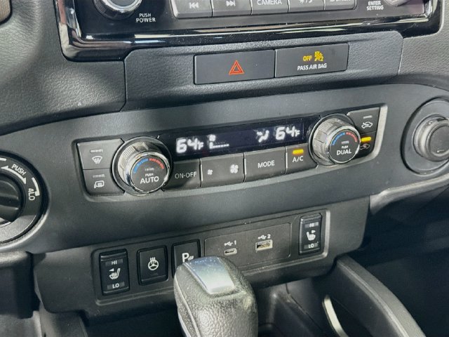 Used 2022 Nissan Frontier SV AWD/4WD image 16