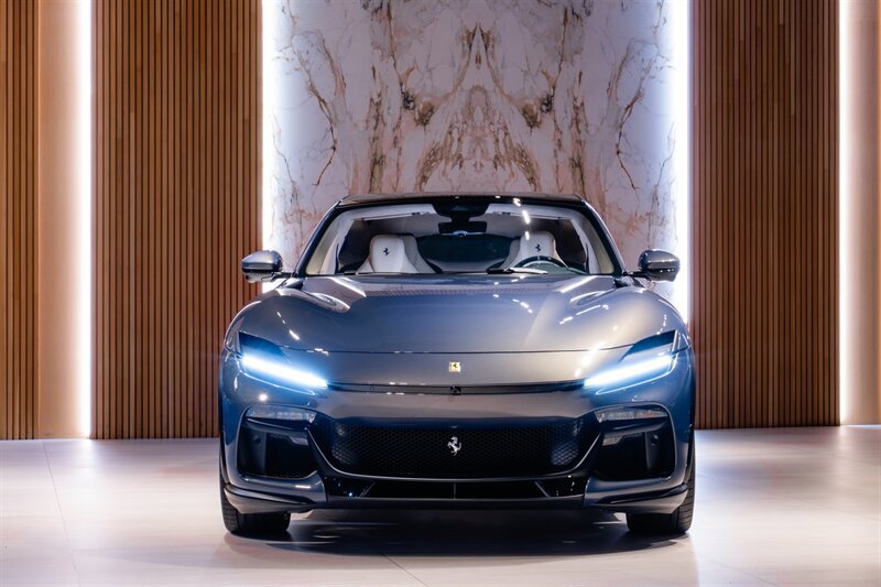 Used 2025 Ferrari Purosangue AWD/4WD image 2