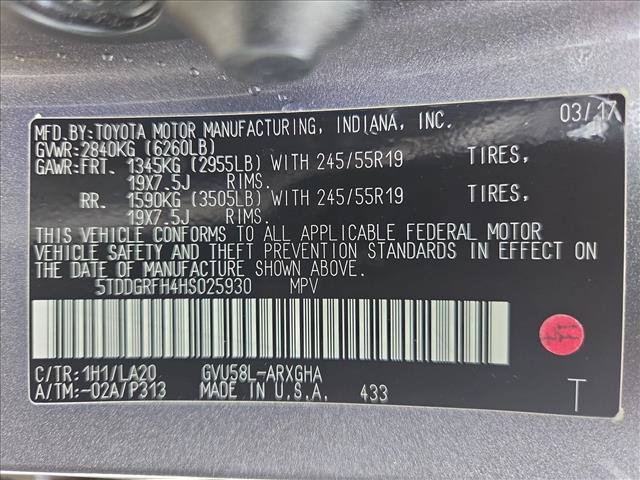 Used 2017 Toyota Highlander Limited AWD/4WD image 23