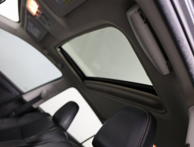 Used 2015 Toyota RAV4 Limited image 5