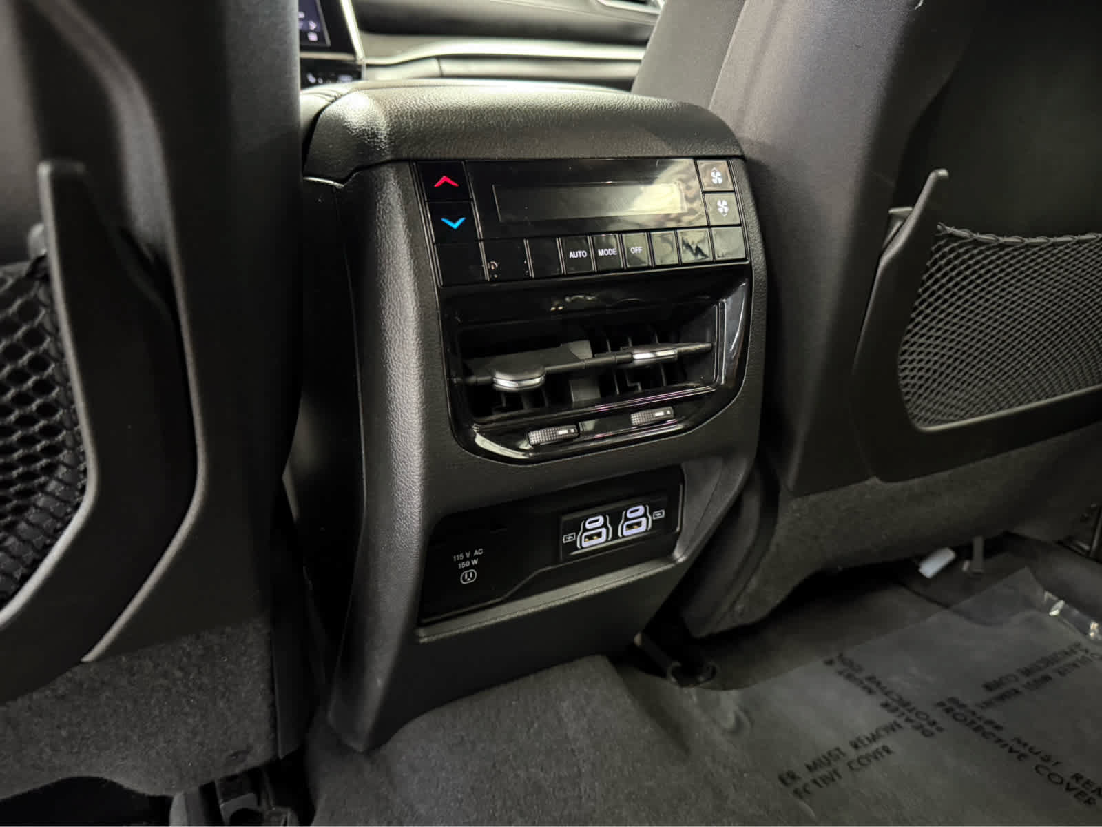 Used 2023 Jeep Grand Cherokee L Laredo AWD/4WD image 26