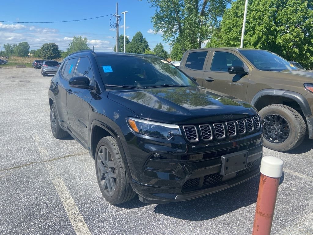 Used 2024 Jeep Compass Limited w/ High Altitude Package AWD/4WD image 1