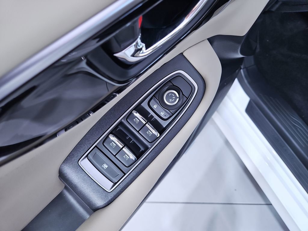 New 2025 Subaru Legacy Limited image 11