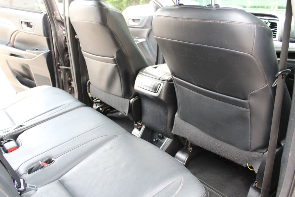 Used 2015 Toyota Highlander XLE image 28