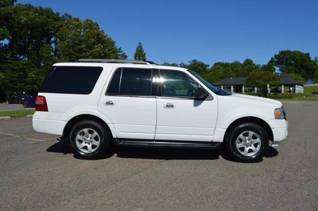 Used 2010 Ford Expedition XLT AWD/4WD image 4