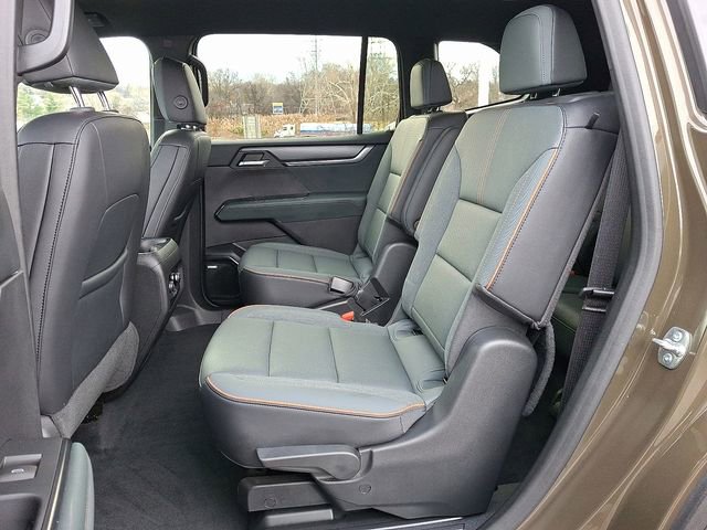 Certified 2024 GMC Acadia AT4 w/ Luxury Package image 11