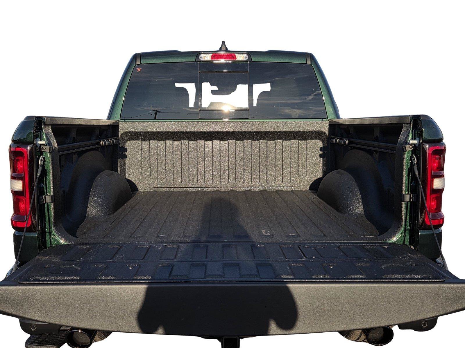 New 2027 RAM 1500 Laramie w/ Night Edition AWD/4WD image 29
