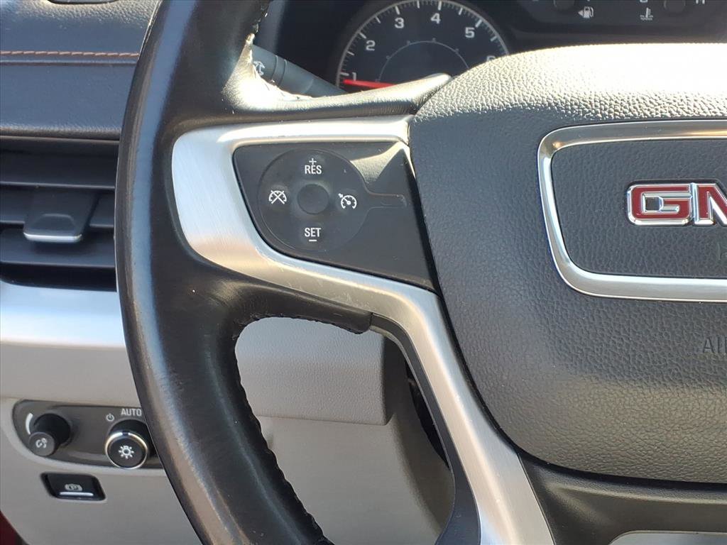 Used 2018 GMC Terrain SLE w/ Driver Convenience Package image 16