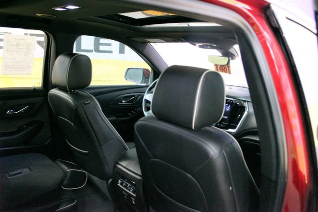 Used 2023 Chevrolet Traverse Premier AWD/4WD image 10