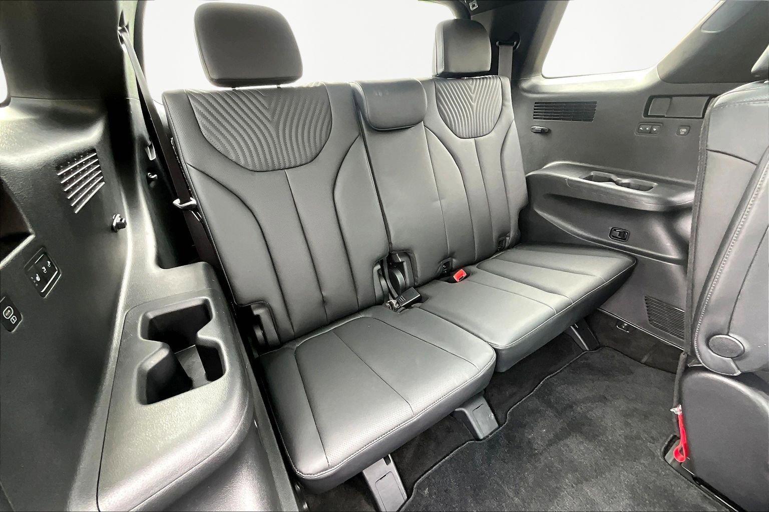 Used 2023 Hyundai Palisade Calligraphy image 25