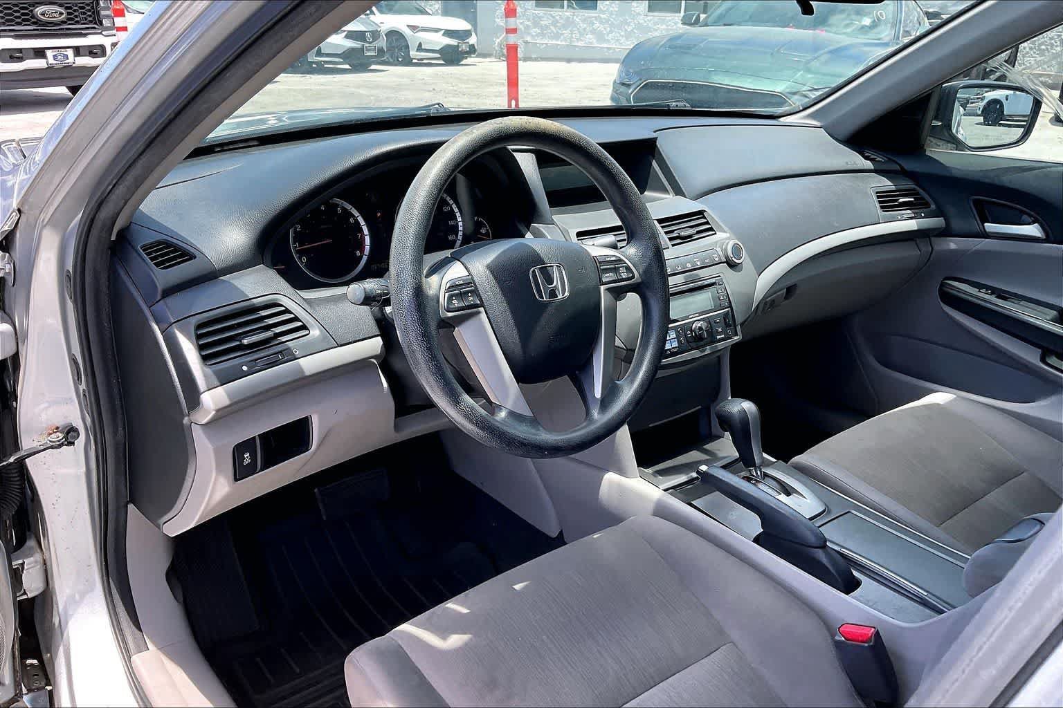 Used 2011 Honda Accord LX video 2