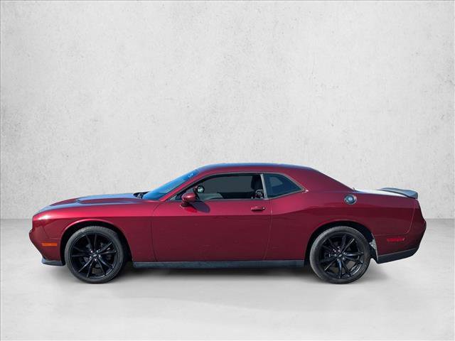Used 2017 Dodge Challenger SXT w/ Blacktop Package image 8