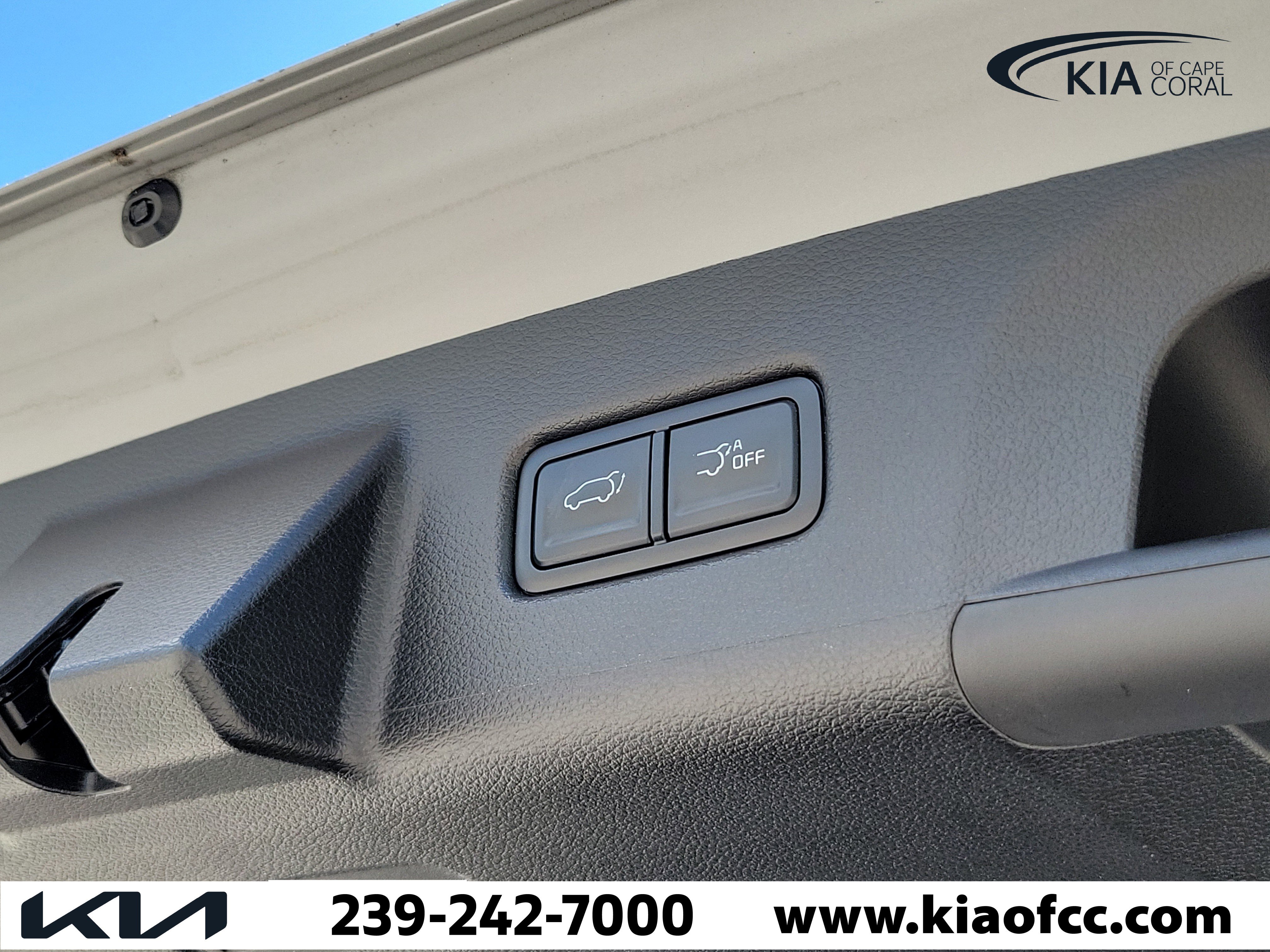 Used 2025 Kia Telluride EX X-Line AWD/4WD image 12