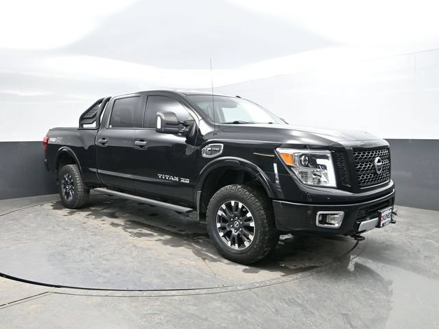 Used 2016 Nissan Titan PRO-4X w/ Pro-4x Convenience Package AWD/4WD image 5