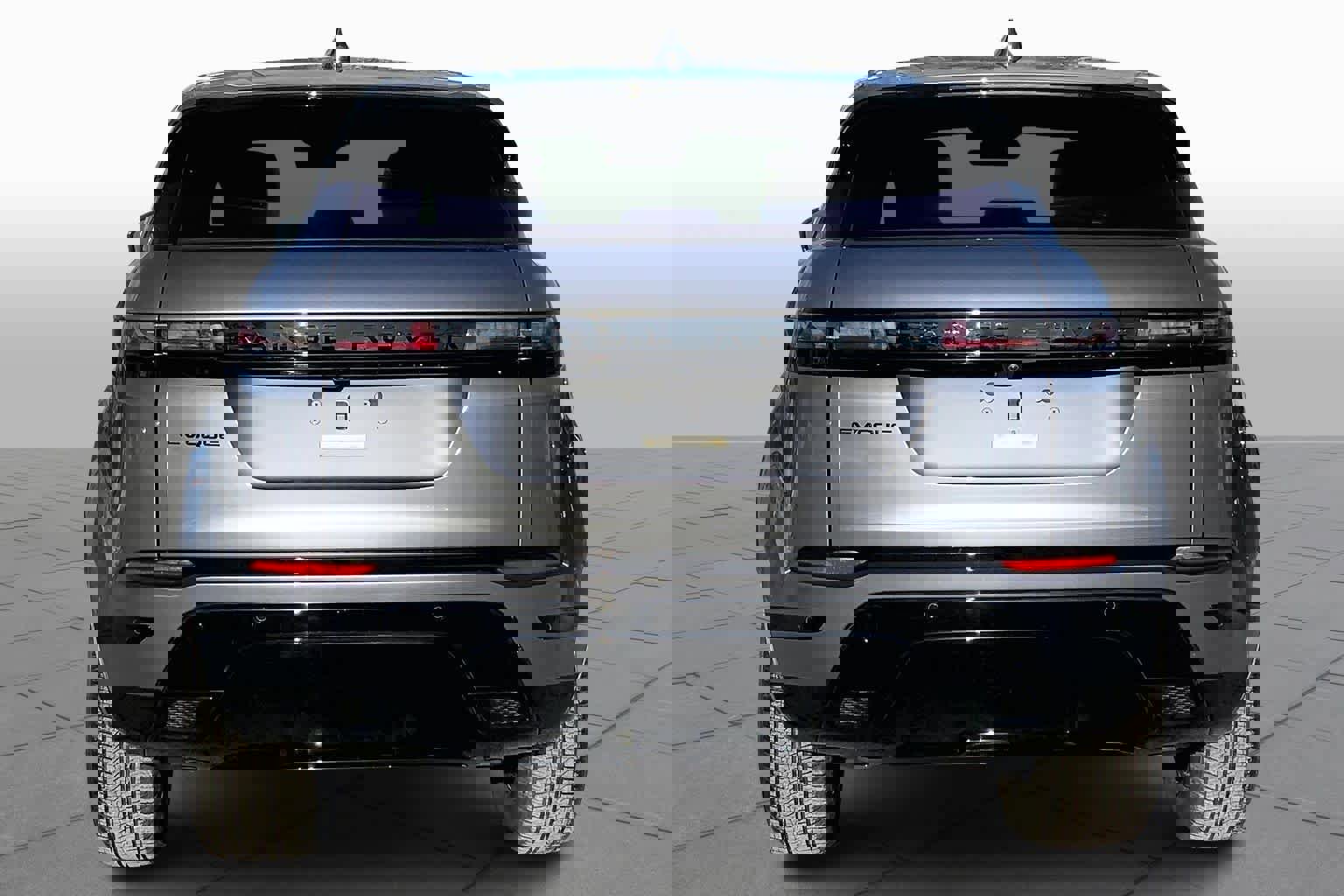Certified 2026 Land Rover Range Rover Evoque Dynamic SE image 5
