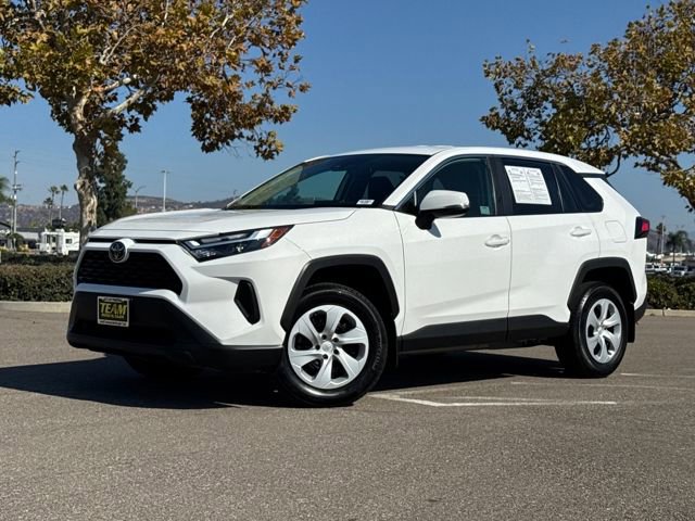 Used 2024 Toyota RAV4 LE image 3