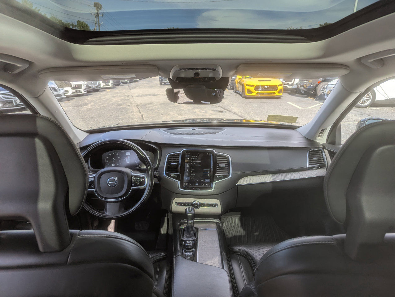 Used 2021 Volvo XC90 T6 Inscription w/ Protection Package image 41