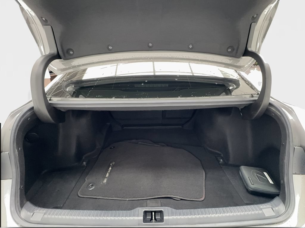 Used 2024 Lexus IS 350 F Sport RWD image 17