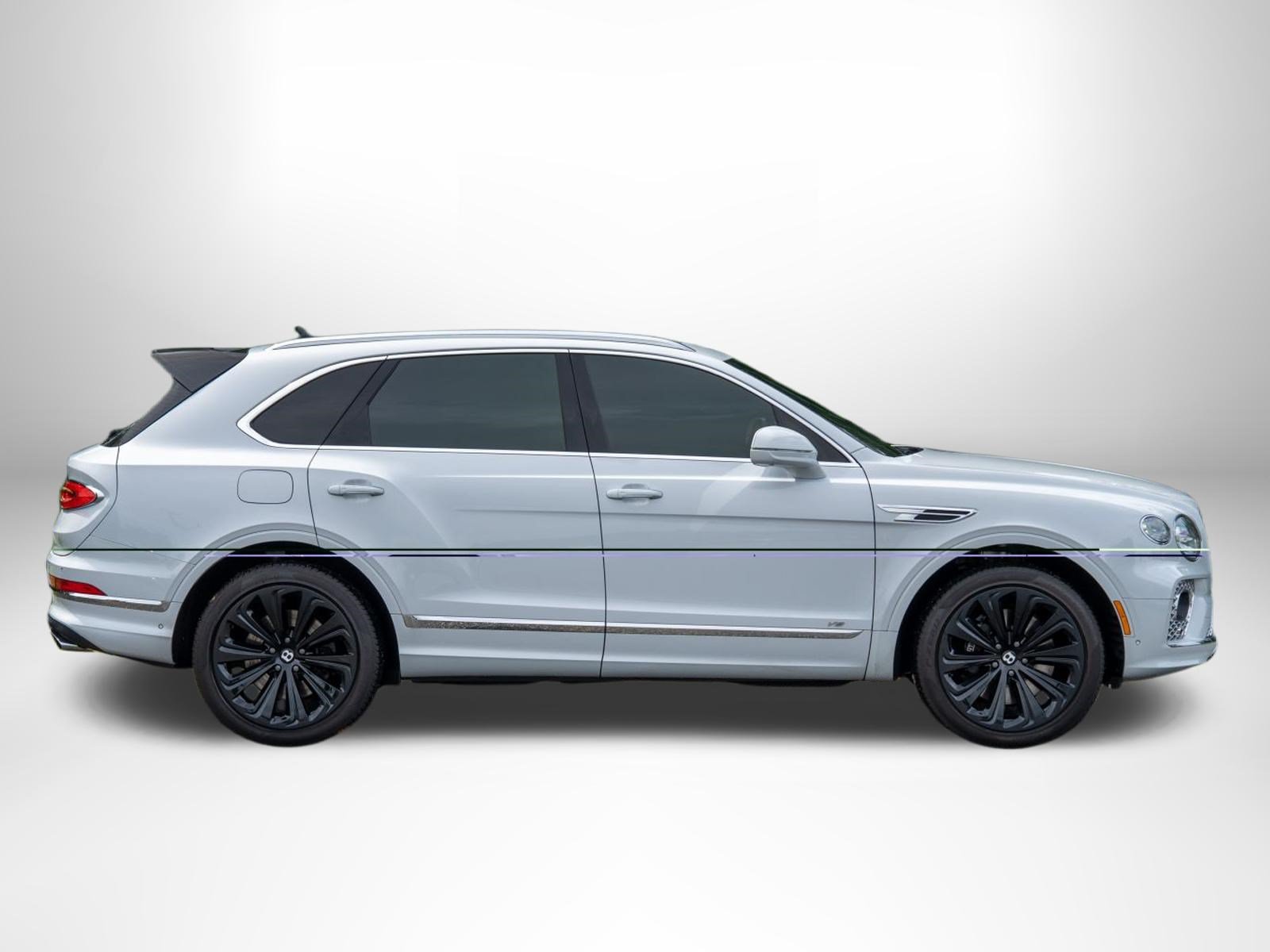 Used 2022 Bentley Bentayga AWD/4WD image 9
