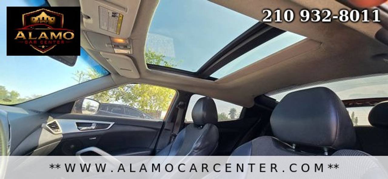 Used 2013 Hyundai Veloster w/ Style Pkg FWD image 33