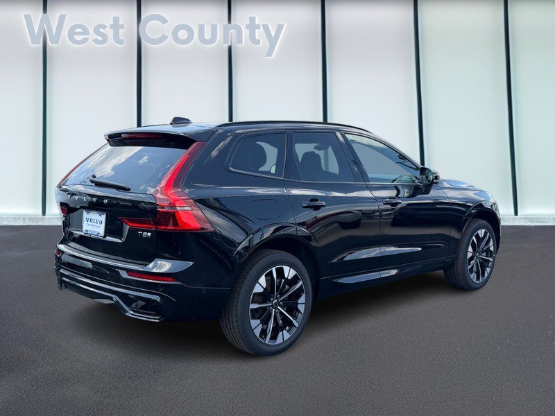 New 2026 Volvo XC60 T8 Plus w/ Protection Package Premier AWD/4WD image 3