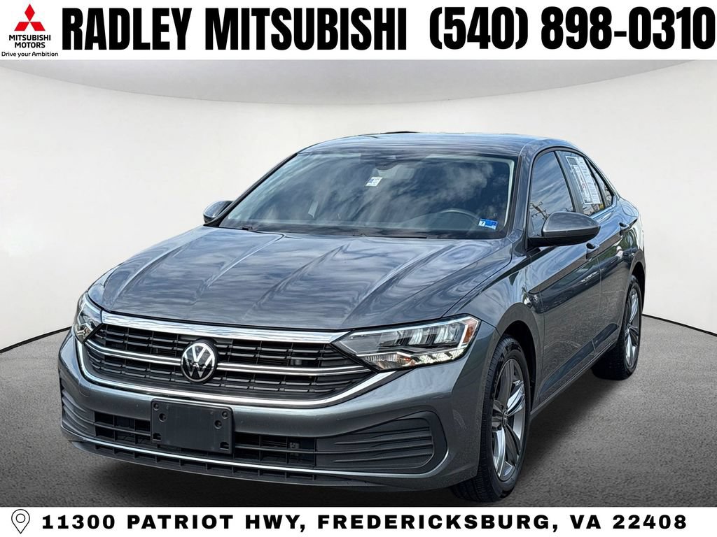 Used 2024 Volkswagen Jetta SE