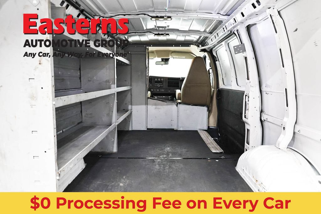 Used 2021 Chevrolet Express 3500 w/ Driver Convenience Package RWD image 9